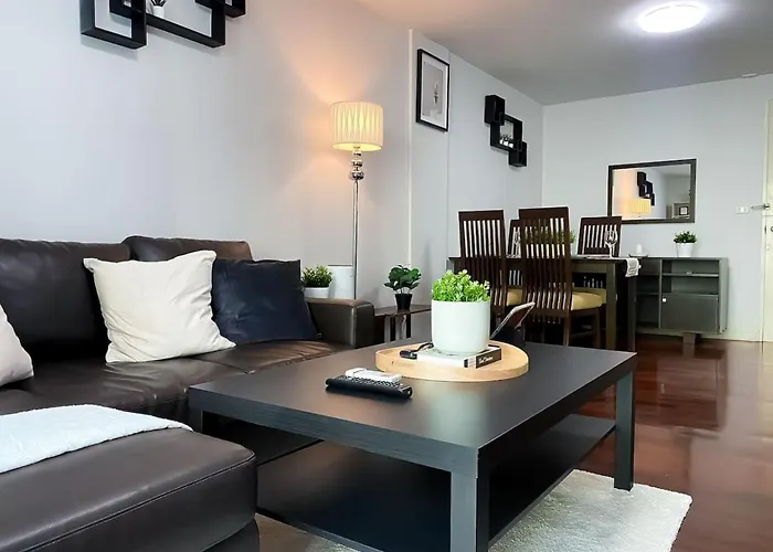 Spacious 53 Sqm - Bts Thong Lo - Ultra Fast Wifi Apartment
